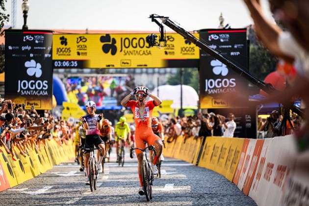 87th Volta A Portugal - 10th Stage Rui Oliveira of UAE Team Emirates - XRG wins the 136.9km stage of the 87th Volta a Portugal - Stage 10 Maia - Porto, finishing in the Aliados, at Porto, Porto. porto Porto Portugal  Copyright: xPedroxBrandaox originalFilename:brandao-voltaapo260816_npmE9.jpg