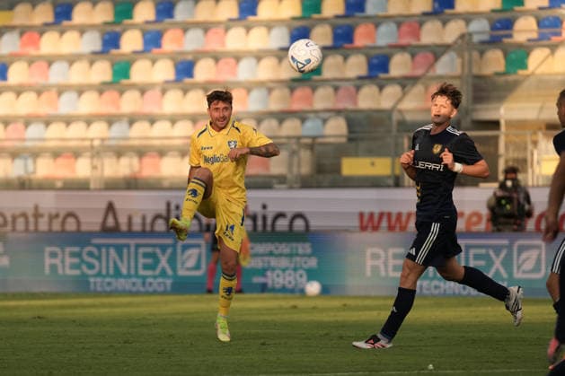 IPA87565396 - Calo Giacomo (14) of Frosinone Calcio controls the ball during the Round of 32 of the 2026 27 Coppa Italia match between Frosinone Calcio and SS Juve Stabia on August 16, 2023, at the Benito Stirpe Stadium (Frosinone), Italy  Copyright: xSalvatorexVaro IPAxSportx xx 87565396