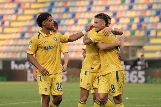 SOCCER - Coppa Italia - Frosinone Calcio vs. SS Juve Stabia Photo by IPA ABACAPRESS.COM87565392 - Kevin Kvernadze (17) of Frosinone Calcio celebrates after scoring a goal with Antonio Raimondo (9) of Frosinone Calcio during the Round of 32 of the 2026–27 Coppa Italia soccer match between Frosinone Calcio and SS Juve Stabia on August 16, 2023, at the Benito Stirpe Stadium (Frosinone), Italy Frosinone Italy  Copyright: xIPAxSport ABACAx