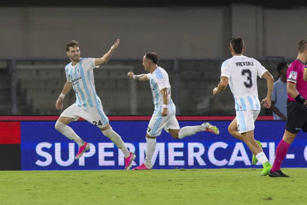 SOCCER - Coppa Italia - Hellas Verona FC vs. Virtus Entella Photo by IPA ABACAPRESS.COM87565355 - Andrea Franzoni of Virtus Entella celebrates after scoring during the Hellas Verona FC vs. Virtus Entella match, the 32nd round of the 2026-27 Coppa Italia Frecciarossa, at the Marcantonio Bentegodi Stadium in Verona (VR), Italy, on August 16, 2026. Verona Italy  Copyright: xIPAxSport ABACAx
