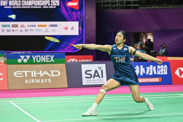 NEW DELHI, INDIA - AUGUST 17: South Korean badminton player An Se-young competes against Bulgarian player Kaloyana Nalbantova in their women s singles Round of 64 match during the opening day of the BWF World Championships 2026 at the Indira Gandhi Arena on August 17, 2026 in New Delhi, India. Top seed and reigning Olympic champion An Se-young enters the marquee event as a strong favorite in the women s singles draw as she begins her campaign for world title glory in the Indian capital.(Photo by Sanchit Khanna Hindustan Times) BWF World Championships 2026