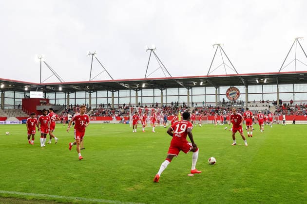 Die Spieler des FC Bayern Muenchen trainieren am FC Bayern Campus, GER, Allianz FC Bayern Muenchen Team Day, Fussball, Saison 2026 2027, 17.08.2026, GER, Allianz FC Bayern Muenchen Team Day, Fussball, Saison 2026 2027, 17.08.2026 Muenchen *** FC Bayern Munich players train at the FC Bayern Campus, GER, Allianz FC Bayern Munich Team Day, soccer, 2026–2027 season, August 17, 2026, GER, Allianz FC Bayern Munich Team Day, soccer, 2026–2027 season, August 17, 2026, Munich Copyright: xEibner-Pressefoto JennixMaulx EP_JML