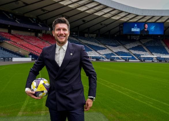 New Scotland Men s Team Head Coach Sebastien Pocognoli photographed at pitchside at Hampden Park. New Scotland Manager Sebastien Pocognoli press conference, PK, Pressekonferenz Football, Barclays Hampden Stadium, Glasgow, Scotland, UK - 17 Aug 2026Glasgow Barclays Hampden Scotland United Kingdom  Copyright: xStuartxWallace Shutterstockx 17103705s