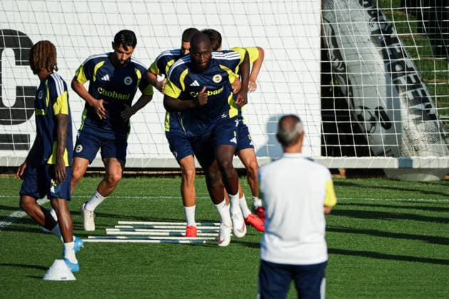 Belgian Romelu Lukaku pictured during his first training after the signing of his new contract with the Turkish Süper Lig team Fenerbahce SK in Istanbul, Turkey on Monday 17 August 2026. Lukaku signed a deal for one year, with the option to extend the contract. The Turkish team payed 6 million euro for the attacker, who made a transfer from the Italian SSC Napoli. BURAK BASTURK BurakxBasturk  x183618402x