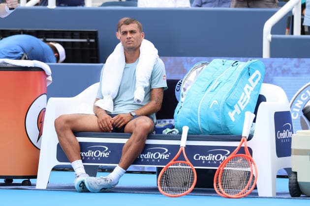 MASON, OHIO - AUGUST 17: Flavio Cobolli of Italy sits on the bench during day seven of the Cincinnati Open at the Lindner Family Tennis Center on August 17, 2026 in Mason, Ohio.  Copyright: xShainaxBenhiyoun SPPx Sportspressphoto_SPR210243