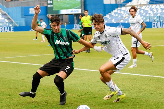 SOCCER - Coppa Italia - US Sassuolo vs. Cesena FC Photo by IPA ABACAPRESS.COM87579846 - Cristian Volpato (Sassuolo) and Antonio David (Cesena) during the 2026–2027 Frecciarossa Italian Cup soccer match between Sassuolo and Cesena at the Mapei Stadium in Reggio Emilia, Italy on August 17, 2026, during the US Sassuolo vs. Cesena FC Italian Coppa Italia soccer match in Reggio Emilia, Italy, on August 17, 2026 Reggio Emilia Italy  Copyright: xIPAxSport ABACAx