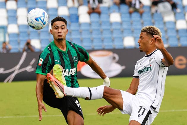 SOCCER - Coppa Italia - US Sassuolo vs. Cesena FC Photo by IPA ABACAPRESS.COM87580112 - Simone Cinquegrano (Sassuolo) and Daniel Caprini (Cesena) during the 2026–2027 Frecciarossa Italian Cup soccer match between Sassuolo and Cesena at the Mapei Stadium in Reggio Emilia, Italy on August 17, 2026, during the US Sassuolo vs. Cesena FC Italian Coppa Italia soccer match in Reggio Emilia, Italy, on August 17, 2026 Reggio Emilia Italy  Copyright: xIPAxSport ABACAx