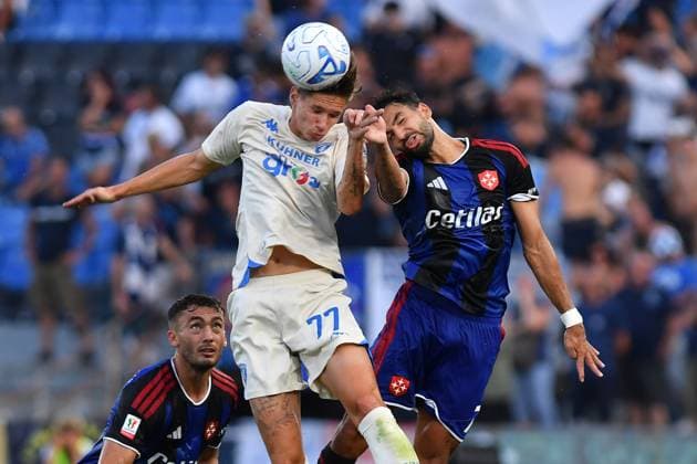 IPA87581216 - Head-to-head clash between Bogdan Popov (Empoli) and Mehdi Leris (Pisa) during the Pisa SC vs. Empoli FC Coppa Italia match in Pisa, Italy, on August 17, 2026  Copyright: xGabrielexMasotti IPAxSportx xx 87581216