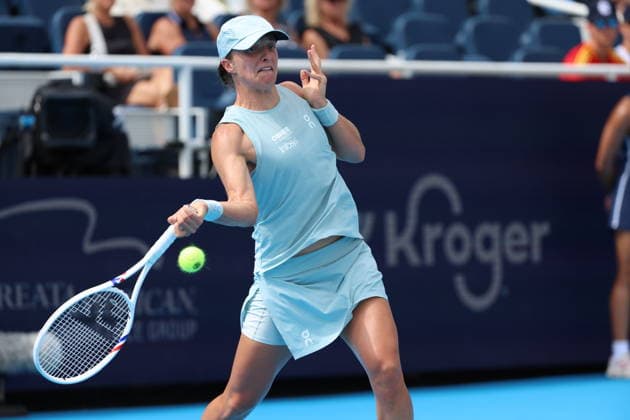August 17, 2026, Mason, Oh, USA: Cincinnati Open Tennis 2026 - Iga Swiatek hits a ball against Maria Sakkari. 2026 08 17. ZUMAPress Mason USA - ZUMAn24_ 20260817_zaf_n24_051 Copyright: xWallyxNellx