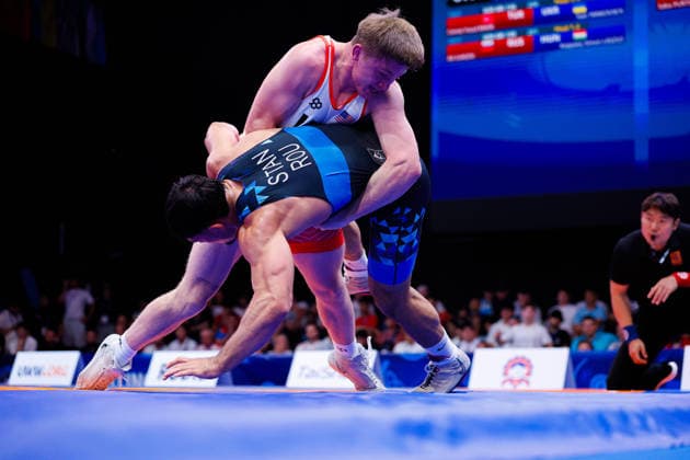 U20 World Championships 87kg GR - Aidan Timothy Squier (USA) df. Gabriel Eduardo Stan (ROU) *** U20 World Championships, 87 kg Greco-Roman: Aidan Timothy Squier (USA) defeated Gabriel Eduardo Stan (ROU) Copyright: xKostadinxAndonovx