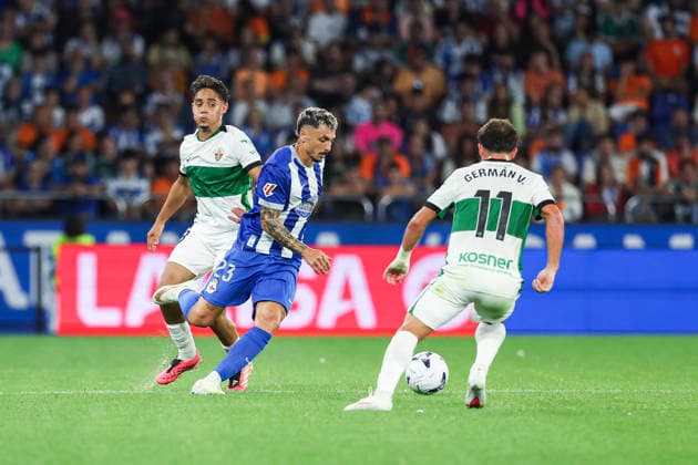 August 17, 2026, A Coruna, A Coruna, SPAIN: Ximo Navarro of RC Deportivo A Coruna in action during the Spanish league, LaLiga EA Sports, football match played between RC Deportivo and Elche CF at Riazor stadium on August 17, 2026, in A Coruna, Spain. RC Deportivo A Coruna V Elche CF - LaLiga EA Sports  - ZUMAa181 20260817_zaa_a181_092 Copyright: xIrinaxR.xHipolitox