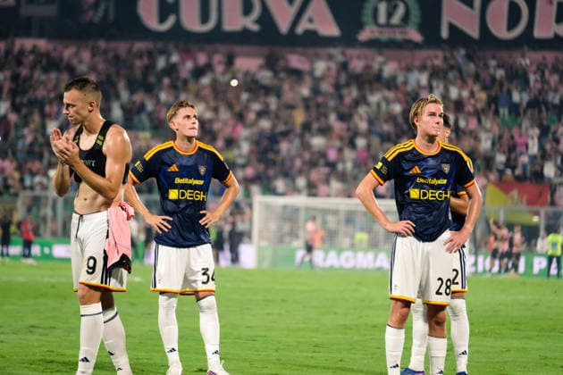 SOCCER - Coppa Italia - Palermo FC vs. US Lecce Photo by IPA ABACAPRESS.COM87584597 - Palermo, Italy, August 17, 2026. Renzo Barbera Stadium, Palermo vs. Lecce, a match in the 32nd round of the 2026–2027 Italian Cup. In the photo: US Lecce’s disappointment Palermo Italy  Copyright: xIPAxSport ABACAx