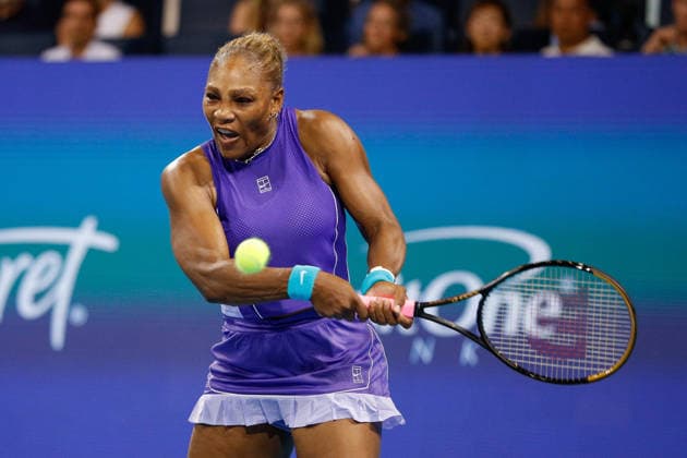 CINCINNATI, OH - AUGUST 17: Serena Williams of the United States hits a backhand during the Cincinnati Open at the Lindner Family Tennis Center on August 17, 2026 in Mason, Ohio. (Photo by Ian Johnson Icon Sportswire) TENNIS: AUG 17 Cincinnati Open EDITORIAL USE ONLY Icon260817035