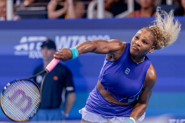 August 17, 2026, Mason, Ohio, U.S: Serena Williams (USA) serves during MondayÃ¢â‚¬â ¢s first round doubles match at the Cincinnati Open at the Lindner Family Tennis Center , Mason, Oh. Tennis 2026 - Cincinnati Open WTA, Tennis Damen  - ZUMAs304 20260817_zaf_s304_011 Copyright: xScottxStuartx