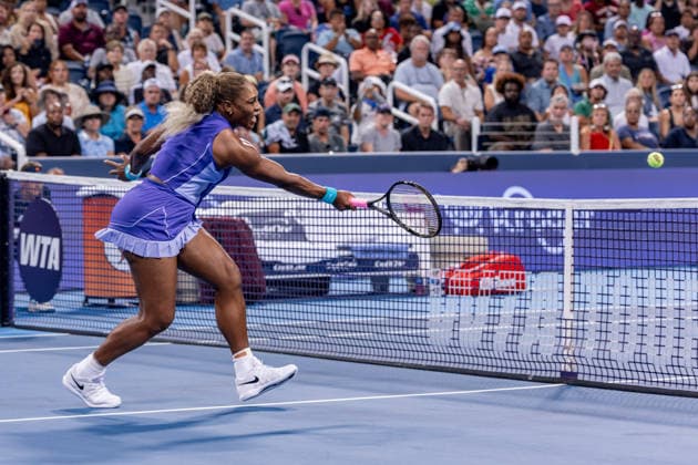 August 17, 2026, Mason, Ohio, U.S: Serena Williams (USA) hits a forehand shot at the net during MondayÃ¢â‚¬â ¢s first round doubles match at the Cincinnati Open at the Lindner Family Tennis Center , Mason, Oh. Tennis 2026 - Cincinnati Open WTA, Tennis Damen  - ZUMAs304 20260817_zaf_s304_012 Copyright: xScottxStuartx