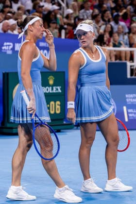 August 17, 2026, Mason, Ohio, U.S: Marta Kostyuk (UKR) and Peyton Stearns (USA) discuss strategy during MondayÃ¢â‚¬â ¢s first round doubles match at the Cincinnati Open at the Lindner Family Tennis Center , Mason, Oh. Mason U.S - ZUMAs304 20260817_zaf_s304_043 Copyright: xScottxStuartx