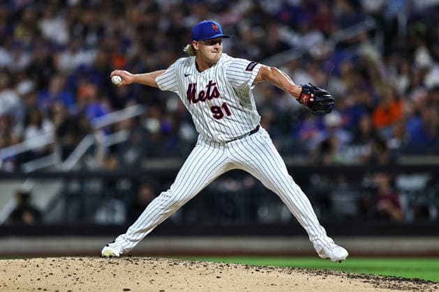 MLB, Baseball Herren, USA San Diego Padres Vs. New York Mets New York Mets relief pitcher Jonathan Pintaro 91 throws during the seventh inning of a baseball game against the San Diego Padres at Citi Field in Flushing, New York, on August 17, 2026. New York City New York United States  Copyright: xGordonxDonovanx originalFilename:donovan-mlbsandi260817_np09k.jpg