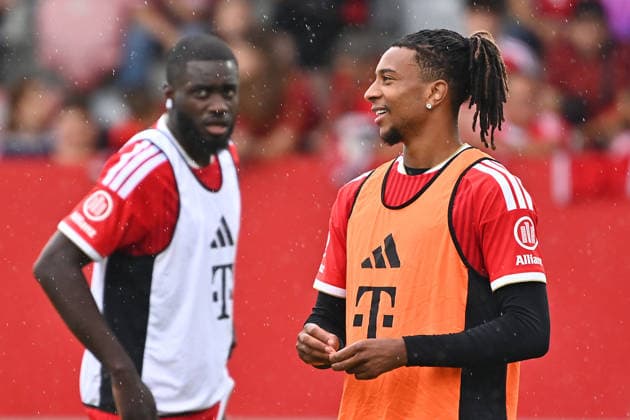 v.re:Michael OLISE (Bayern Muenchen), Dayot UPAMECANO (Bayern Muenchen). Oeffentliches Training FC Bayern Muenchen und Family Day am 17.08.2026 auf dem FC Bayern Campus in Muenchen. Fussball 1. Bundesliga,Saison 2026 2027. *** Michael OLISE, Bayern Munich; Dayot UPAMECANO, Bayern Munich; FC Bayern Munich Open Practice and Family Day on August 17, 2026, at the FC Bayern Campus in Munich; Soccer, Bundesliga 1, 2026–2027 Season