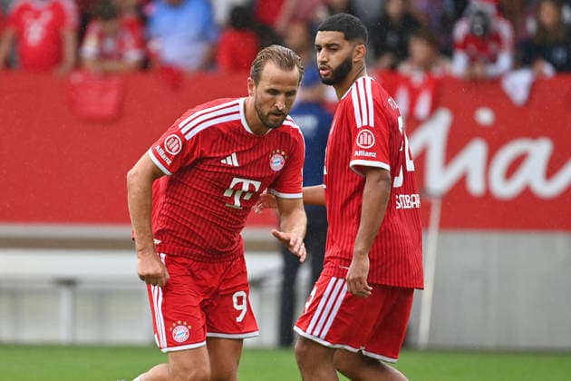 v.re:Ismael SAIBARI (Bayern Muenchen), Harry KANE (Bayern Muenchen).Aktion. Oeffentliches Training FC Bayern Muenchen und Family Day am 17.08.2026 auf dem FC Bayern Campus in Muenchen. Fussball 1. Bundesliga,Saison 2026 2027. *** by Ismael SAIBARI, Bayern Munich; Harry KANE, Bayern Munich; Event: FC Bayern Munich Open Practice and Family Day on August 17, 2026, at the FC Bayern Campus in Munich; Soccer: Bundesliga 1, 2026–2027 Season