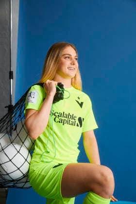 Frauen, 2. Bundesliga, Media Day, FC Viktoria Berlin 06.07.2026, FC Viktoria Berlin, 2.BL Frauen, Media Day zur Saison 2026 2027, Team Fotoshooting, Vorstellung, Berlin, Deutschland Berlin Deutschland *** Women s 2nd Bundesliga, Media Day, FC Viktoria Berlin, July 6, 2026, FC Viktoria Berlin, Women s 2nd Bundesliga, Media Day for the 2026–2027 season, team photo shoot, presentation, Berlin, Germany Berlin Germany Copyright: xFCxViktoriaxBerlinxx