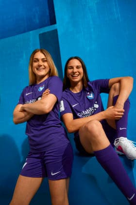 Frauen, 2. Bundesliga, Media Day, FC Viktoria Berlin 06.07.2026, FC Viktoria Berlin, 2.BL Frauen, Media Day zur Saison 2026 2027, Team Fotoshooting, Vorstellung, Berlin, Deutschland Berlin Deutschland *** Women s 2nd Bundesliga, Media Day, FC Viktoria Berlin, July 6, 2026, FC Viktoria Berlin, Women s 2nd Bundesliga, Media Day for the 2026–2027 season, team photo shoot, presentation, Berlin, Germany Berlin Germany Copyright: xFCxViktoriaxBerlinxx