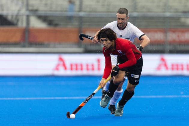 Japan v New Zealand - FIH Hockey World Cup AMSTELVEEN, NETHERLANDS - AUGUST 18: Yamato Kawahara of Japan and Scott Boyde of New Zealand during the FIH Hockey World Cup match between Japan and New Zealand at Wagener Stadion on August 18, 2026 in Amstelveen, Netherlands. Amstelveen Wagener Stadion Netherlands Content not available for redistribution in The Netherlands directly or indirectly through any third parties. Copyright: xMarcelxvanxPlateringenx