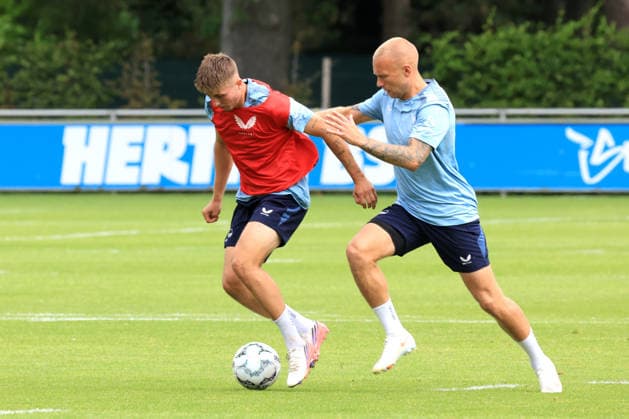 18.08.2026, DEU GER, Fussball , 2.Fussballbundesliga, Saison 2026 2027), Sportforum, Hertha BSC, Training Paul Seguin (Hertha BSC Berlin 30), Jon Dagur Thorsteinsson (Hertha BSC Berlin 23) 2. Liga: DFB DFL regulations prohibit any use of photographs as image sequences and or quasi-video) Berlin Sportforum Berlin Deutschland *** August 18, 2026, Germany, Soccer, 2. Bundesliga, 2026–2027 Season, Sportforum, Hertha BSC, Training: Paul Seguin, Hertha BSC Berlin 30, Jon Dagur Thorsteinsson, Hertha BSC Berlin 23, 2. Bundesliga, DFB and DFL regulations prohibit any use of photographs as image sequences and or quasi-video, Berlin Sportforum, Berlin, Germany Copyright: xNordphotox xEnglerx