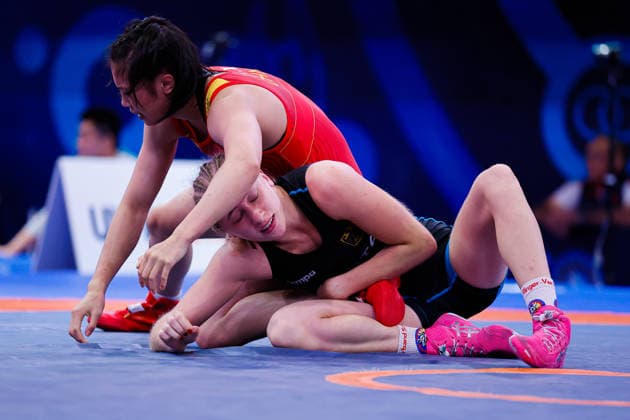 U20 World Championships 53kg WW - Yuxuan Li (CHN) df. Fiona Sophie Gasser (GER) *** U20 World Championships, 53 kg Open Weight: Yuxuan Li (CHN) def. Fiona Sophie Gasser (GER) Copyright: xKostadinxAndonovx