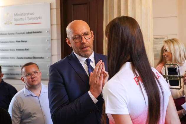 WARSZAWA 18.08.2026 SPOTKANIE MINISTRA SPORTU I TURYSTYKI Z MEDALISTAMI MISTRZOSTW EUROPY W LEKKOATLETYCE 2026 --- MINISTRY OF AND TOURISM AND POLISH MEDALISTS OF EUROPEAN ATHLETICS CHAMPIONSHIPS 2026 - PRESS CONFERNCE IN WARSAW JAKUB RUTNICKI FOT. ANNA KLEPACZKO FOTOPYK NEWSPIX.PL --- newspix.pl POLAND OUT! 
