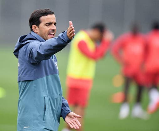 18.08.2026, xophax, Fussball 1.Bundesliga, Bayer 04 Leverkusen , Training , Saison 2026 2027. Trainer Carles Martinez Novell ( Bayer 04 Leverkusen ) Leverkusen *** August 18, 2026, xophax, Soccer, Bundesliga 1, Bayer 04 Leverkusen, Training, 2026–2027 Season, Coach Carles Martinez Novell, Bayer 04 Leverkusen, Leverkusen