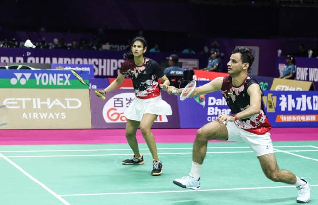 RECORD DATE NOT STATED BWF Badminton World Championships: India vs Canada New Delhi, Aug 18 (ANI): India s Rohan Kapoor and Ruthvika Shivani Gadde in action against Canada s Jonathan Bing Tsan Lai and Crystal Lai in the mixed doubles category during the BWF Badminton World Championships at Indira Gandhi Indoor Stadium, in New Delhi on Tuesday. New Delhi Delhi India Copyright: xANIx ANI_20260818044