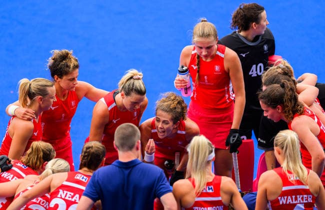 Hockey World Cup Day Four Anna Toman of England motivates the team during the match China in the Pool D match in the 2026 FIH Hockey World Cup at Wagener Stadium, Amstelveen 18 08 2026 UK Newspapers OUT Copyright: xGraemexWilcocksonx FIL-23793-0021