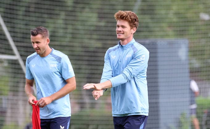 Paul Seguin, Sebastian Grönning Aktion Oberkörper Fußball Fussball Saison 2026 2027 2.Bundesliga Herren DFL 18.08.2026 Training Hertha BSC Berlin DFL regulations prohibit any use of photographs as image sequences and or quasi-video. *** Paul Seguin, Sebastian Grönning Action Upper Body Sports Soccer Soccer Season 2026–2027 2. Bundesliga Men s DFL August 18, 2026 Training Hertha BSC Berlin DFL regulations prohibit any use of photographs as image sequences and or quasi-video