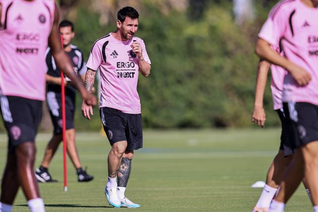 FORT LAUDERDALE, FL - AUGUST 18: Lionel Messi (10) of Inter Miami CF attends an Inter Miami Training Session at Florida Blue Training Center on August 18, 2026 in Fort Lauderdale, Florida. (Photo by Chris Arjoon Icon Sportswire) SOCCER: AUG 18 Inter Miami CF Training EDITORIAL USE ONLY Icon2608180000007