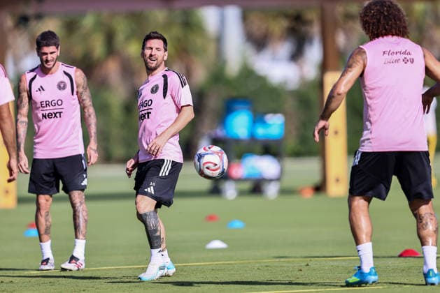 FORT LAUDERDALE, FL - AUGUST 18: Lionel Messi (10) of Inter Miami CF attends an Inter Miami Training Session at Florida Blue Training Center on August 18, 2026 in Fort Lauderdale, Florida. (Photo by Chris Arjoon Icon Sportswire) SOCCER: AUG 18 Inter Miami CF Training EDITORIAL USE ONLY Icon2608180000017