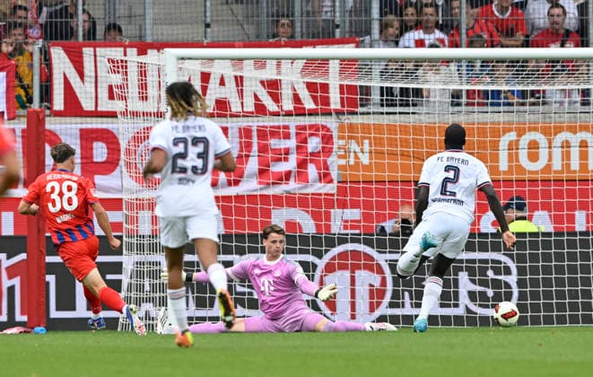 TOR zum 1:0 Yannik Wagner 1. FC Heidenheim 1846 FCH (38) Torschuss Aktion Torchance gegen Torwart Jonas Urbig FC Bayern Muenchen FCB (40) Dayot Upamecano FC Bayern Muenchen FCB (02) 1. FC Heidenheim 1846 FCH vs FC Bayern Muenchen FCB TESTSPIEL 18.08.2026 DFL REGULATIONS PROHIBIT ANY USE OF PHOTOGRAPHS AS IMAGE SEQUENCES AND OR QUASI-VIDEO 1. FC Heidenheim 1846 FCH vs FC Bayern Muenchen FCB TESTSPIEL *** GOAL: 1–0 Yannik Wagner 1 FC Heidenheim 1846 (FCH) 38 Shot on goal, scoring chance against goalkeeper Jonas Urbig FC Bayern Munich (FCB) 40 Dayot Upamecano FC Bayern Munich (FCB) 02 1 FC Heidenheim 1846 FCH vs. FC Bayern Munich FCB Friendly Match August 18, 2026 DFL regulations prohibit any use of photographs as image sequences and or quasi-video 1 FC Heidenheim 1846 FCH vs. FC Bayern Munich FCB FRIENDLY MATCH