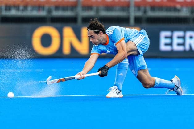 Argentina v Netherlands - FIH Hockey World Cup AMSTELVEEN, NETHERLANDS - AUGUST 18: Pepijn van der Heijden of Netherlands during the FIH Hockey World Cup match between Argentina and Netherlands at Wagener Stadion on August 18, 2026 in Amstelveen, Netherlands. Amstelveen Wagener Stadion Netherlands Content not available for redistribution in The Netherlands directly or indirectly through any third parties. Copyright: xMarcelxvanxPlateringenx