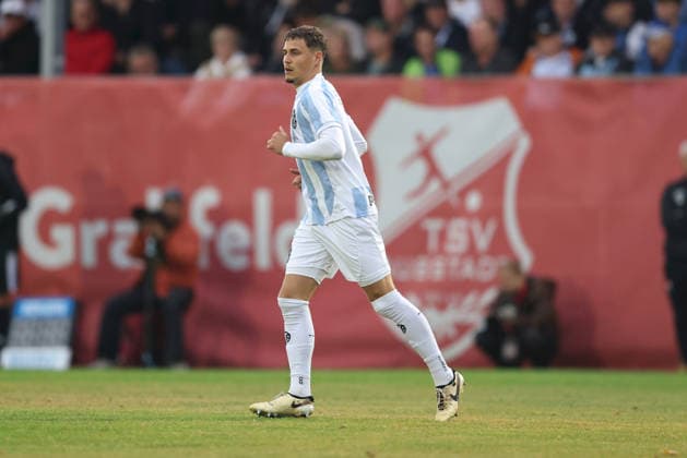 18.08.2026, Herren, Fussball, Saison 2026 2027, Regionalliga Bayern, 5. Spieltag: TSV Aubstadt - TSV 1860 Muenchen Benedikt Hoppe ( 6, TSV 1860 München) Sulzfeld Schulstadion Aubstadt (NGN Arena) Bayern Deutschland *** August 18, 2026, Men s, Soccer, 2026–2027 season, Bavarian Regional League, Matchday 5: TSV Aubstadt vs. TSV 1860 Munich, Benedikt Hoppe 6, TSV 1860 Munich, Sulzfeld, Schulstadion Aubstadt, NGN Arena, Bavaria, Germany
