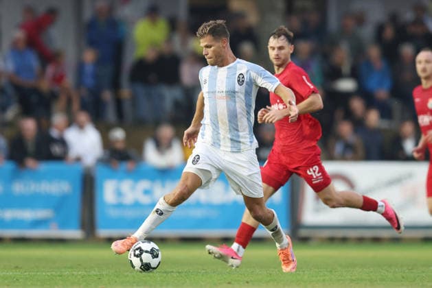 18.08.2026, Herren, Fussball, Saison 2026 2027, Regionalliga Bayern, 5. Spieltag: TSV Aubstadt - TSV 1860 Muenchen Florian Niederlechner ( 7, TSV 1860 München) Sulzfeld Schulstadion Aubstadt (NGN Arena) Bayern Deutschland *** August 18, 2026, Men s, Soccer, 2026–2027 Season, Bavarian Regional League, Matchday 5: TSV Aubstadt vs. TSV 1860 Munich; Florian Niederlechner 7; TSV 1860 Munich; Sulzfeld; Schulstadion Aubstadt; NGN Arena; Bavaria; Germany