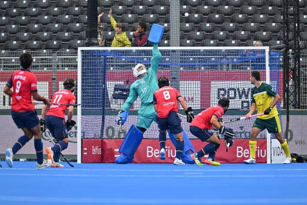 Hockey World Cup Belgium & The Netherlands 2026 - Men - Spain vs Australia Luis Calzado (15) of Spain pictured during a hockey game between Spain and Australia , the second (out of three) matches during the group stage of the men 2026 Hockey World Cup , on Tuesday 18 August 2026 in Wavre , Belgium . PHOTO SPORTPIX Stijn Audooren Wavre Belfius Hockey Arena Waals-Brabant Belgium  Copyright: xSportpix.bex xStijnxAudoorenxStijnxAudoorenx