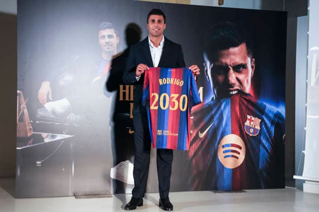 August 18, 2026, Barcelona, Barcelona, SPAIN: Rodrigo Hernandez poses in her FC Barcelona, Barca shirt during his presentation as new player of FC Barcelona at Commercial Office on August 18, 2026 in Barcelona, Spain. Rodrigo Hernandez Presentation As New Player Of FC Barcelona  - ZUMAa181 20260818_zaa_a181_054 Copyright: xJavierxBorregox