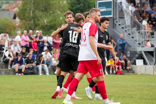 Torjubel zum 0:1 von Torschuetze Marco Goelz (SSV Ulm 1846 Fussball, 21) und Steffen Meuer (SSV Ulm 1846 Fussball, 18), GER, TSV Berg vs. SSV Ulm 1846 Fussball, Fussball, WFV Pokal, 3. Runde, Spielzeit 2026 2027, 18.08.26 GER, TSV Berg vs. SSV Ulm 1846 Fussball, Fussball, WFV Pokal, 3. Runde, Spielzeit 2026 2027, 18.08.26 Berg *** Goal celebration for the 0-1 goal by goal scorer Marco Goelz of SSV Ulm 1846 Soccer, age 21, and Steffen Meuer of SSV Ulm 1846 Soccer, age 18, GER, TSV Berg vs. SSV Ulm 1846 Soccer, Soccer, WFV Cup, 3rd Round, 2026–2027 season, August 18, 2026, GER, TSV Berg vs. SSV Ulm 1846 Soccer, Soccer, WFV Cup, Round 3, 2026–2027 season, August 18, 2026, Berg Copyright: xEibner-Pressefoto MaximilianxRistx EP_MRT