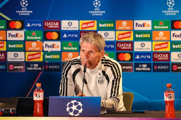 SOCCER - UEFA CL, Celtic vs LASK GLASGOW,SCOTLAND,18.AUG.26 - SOCCER - UEFA Champions League, play-off, Celtic Glasgow vs Linzer ASK, preview, press conference, PK, Pressekonferenz LASK. Image shows head coach Dietmar Kuehbauer (LASK).  GEPAxpictures xManuelxBinder