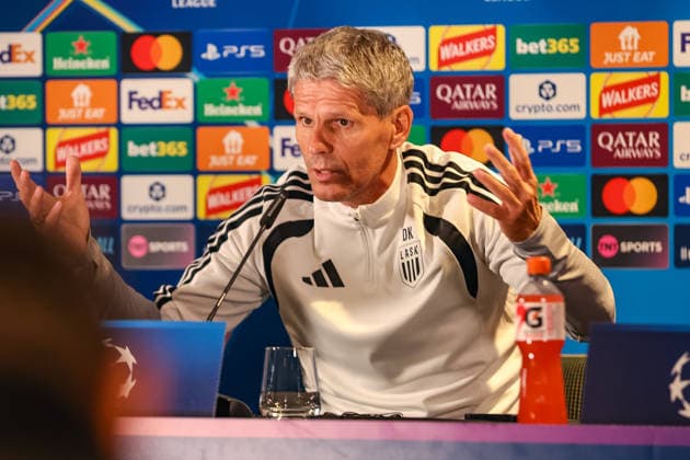 SOCCER - UEFA CL, Celtic vs LASK GLASGOW,SCOTLAND,18.AUG.26 - SOCCER - UEFA Champions League, play-off, Celtic Glasgow vs Linzer ASK, preview, press conference, PK, Pressekonferenz LASK. Image shows head coach Dietmar Kuehbauer (LASK).  GEPAxpictures xManuelxBinder