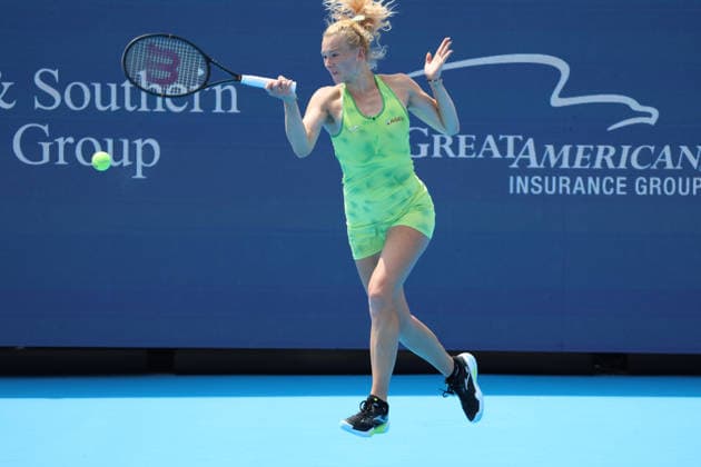 August 18, 2026, Mason, Oh, USA: Cincinnati Open Tennis 2026 - Katerina Siniakova hits a ball against Madison Keys. 2026 08 18. ZUMAPress Mason USA - ZUMAn24_ 20260818_zaf_n24_015 Copyright: xWallyxNellx