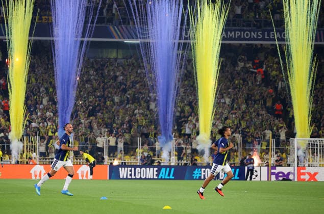 Fenerbahce v Olympique Lyonnais - UEFA Champions League ISTANBUL, TURKIYE - AUGUST 18: Fans display a choreography in the stands before the UEFA Champions League play-off round first-leg match between Fenerbahce and Olympique Lyonnais at Chobani Stadium on August 18, 2026, in Istanbul, Turkiye. Ali Atmaca Anadolu Istanbul Turkey. Editorial use only. Please get in touch for any other usage.  Copyright: x2026xAnadoluxAlixAtmacax