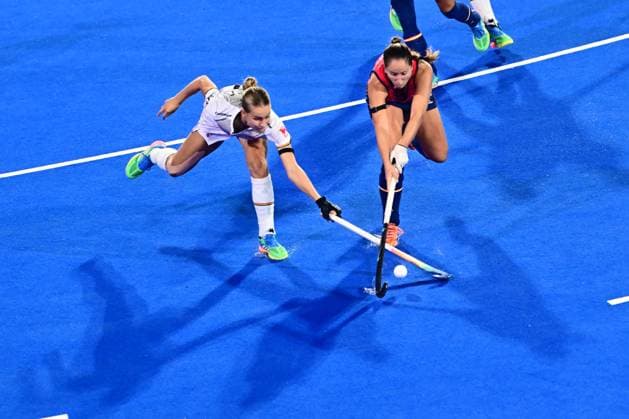 Spain v Belgium - FIH Hockey World Cup 2026 WAVRE, BELGIUM - AUGUST 18 : Louise Dewaet of Belgium and Alvarez Patricia of Spain battle for the ball during the FIH Hockey World Cup 2026 first phase group pool C match between Spain and Belgium on August 18, 2026 in Wavre, Belgium, 18 08 2026 Wavre Belgium  Copyright: xPeterxDexVoechtx
