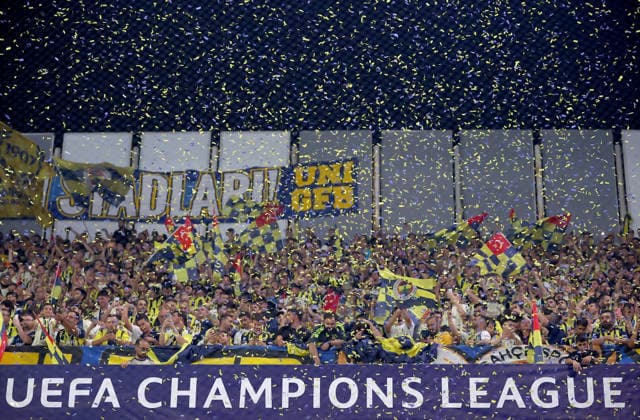 Fenerbahce v Olympique Lyonnais - UEFA Champions League ISTANBUL, TURKIYE - AUGUST 18: Fans display a choreography in the stands before the UEFA Champions League play-off round first-leg match between Fenerbahce and Olympique Lyonnais at Chobani Stadium on August 18, 2026, in Istanbul, Turkiye. Ali Atmaca Anadolu Istanbul Turkey. Editorial use only. Please get in touch for any other usage.  Copyright: x2026xAnadoluxAlixAtmacax