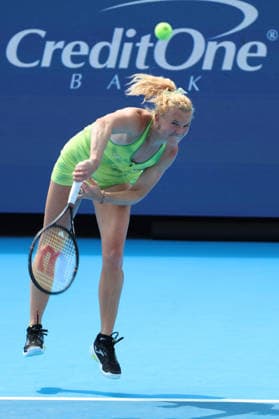 August 18, 2026, Mason, Oh, USA: Cincinnati Open Tennis 2026 - Katerina Siniakova hits a ball against Madison Keys. 2026 08 18. ZUMAPress Mason USA - ZUMAn24_ 20260818_zaf_n24_057 Copyright: xWallyxNellx