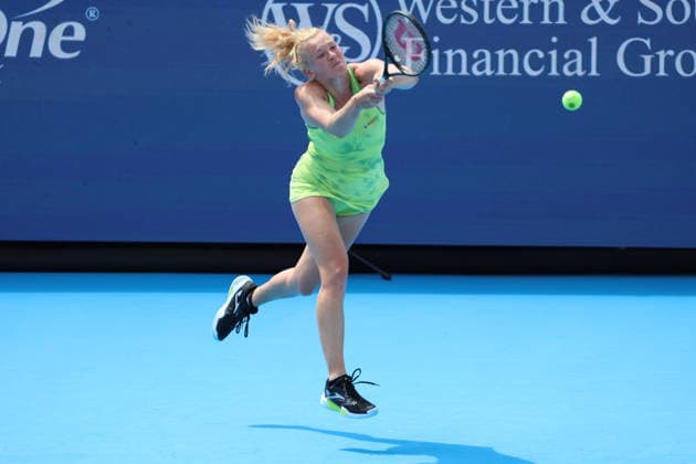 August 18, 2026, Mason, Oh, USA: Cincinnati Open Tennis 2026 - Katerina Siniakova hits a ball against Madison Keys. 2026 08 18. ZUMAPress Mason USA - ZUMAn24_ 20260818_zaf_n24_063 Copyright: xWallyxNellx